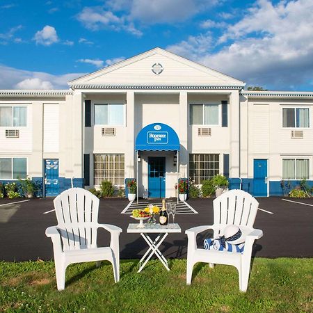Rodeway Inn Middletown Buitenkant foto