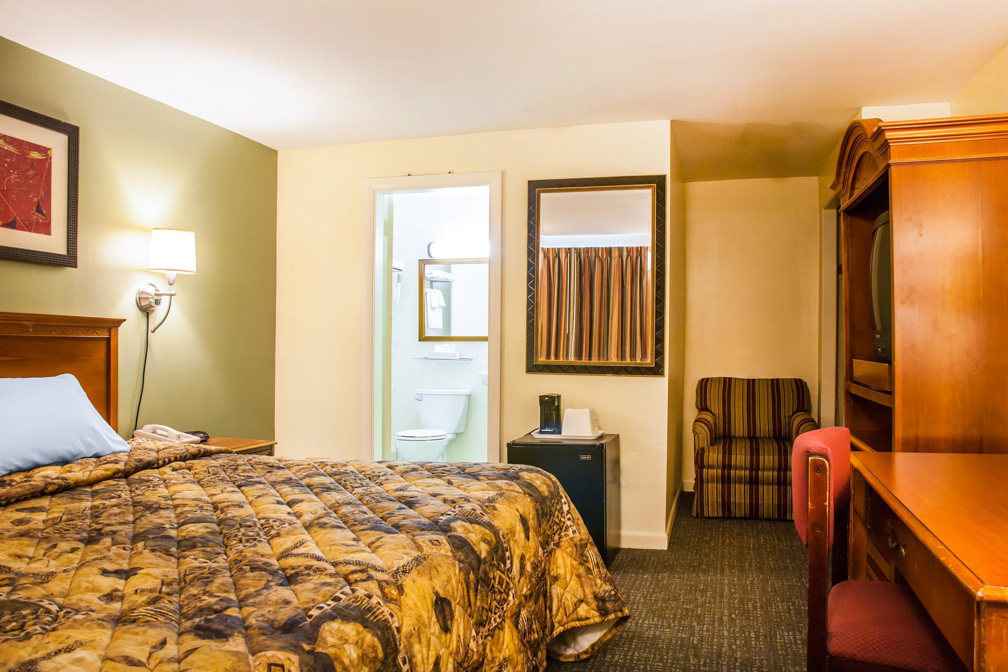 Rodeway Inn Middletown Buitenkant foto