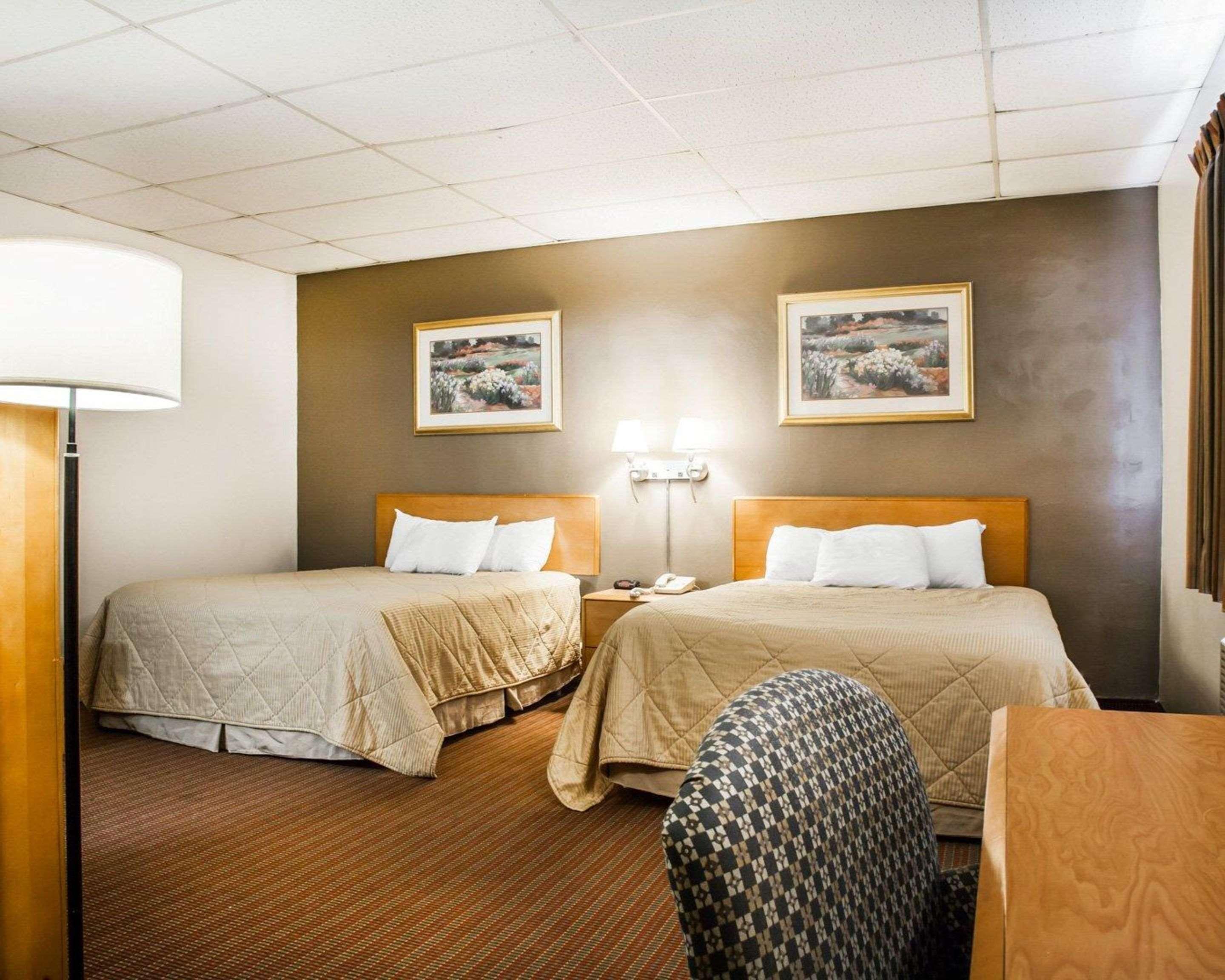 Rodeway Inn Middletown Buitenkant foto