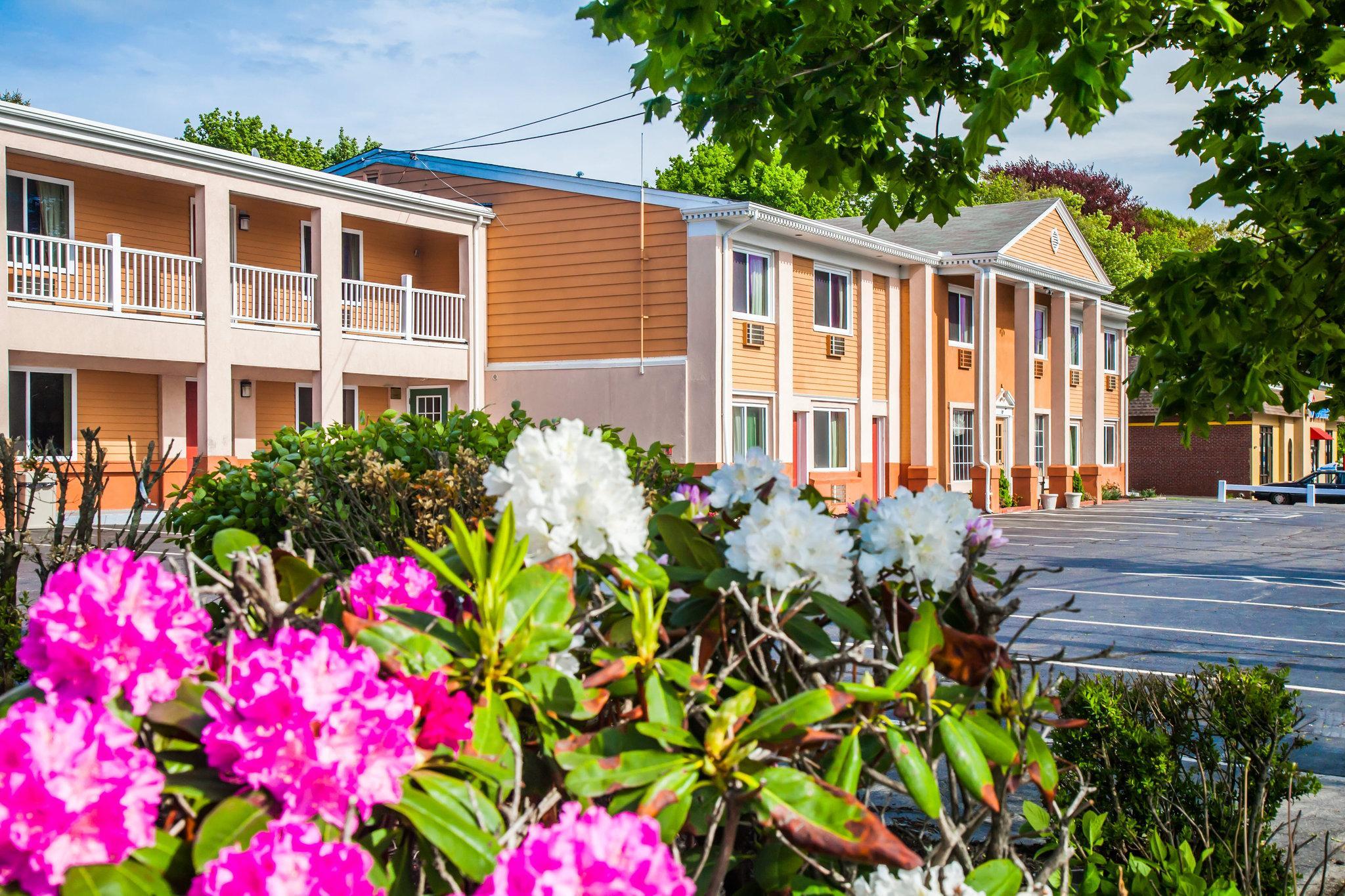Rodeway Inn Middletown Buitenkant foto