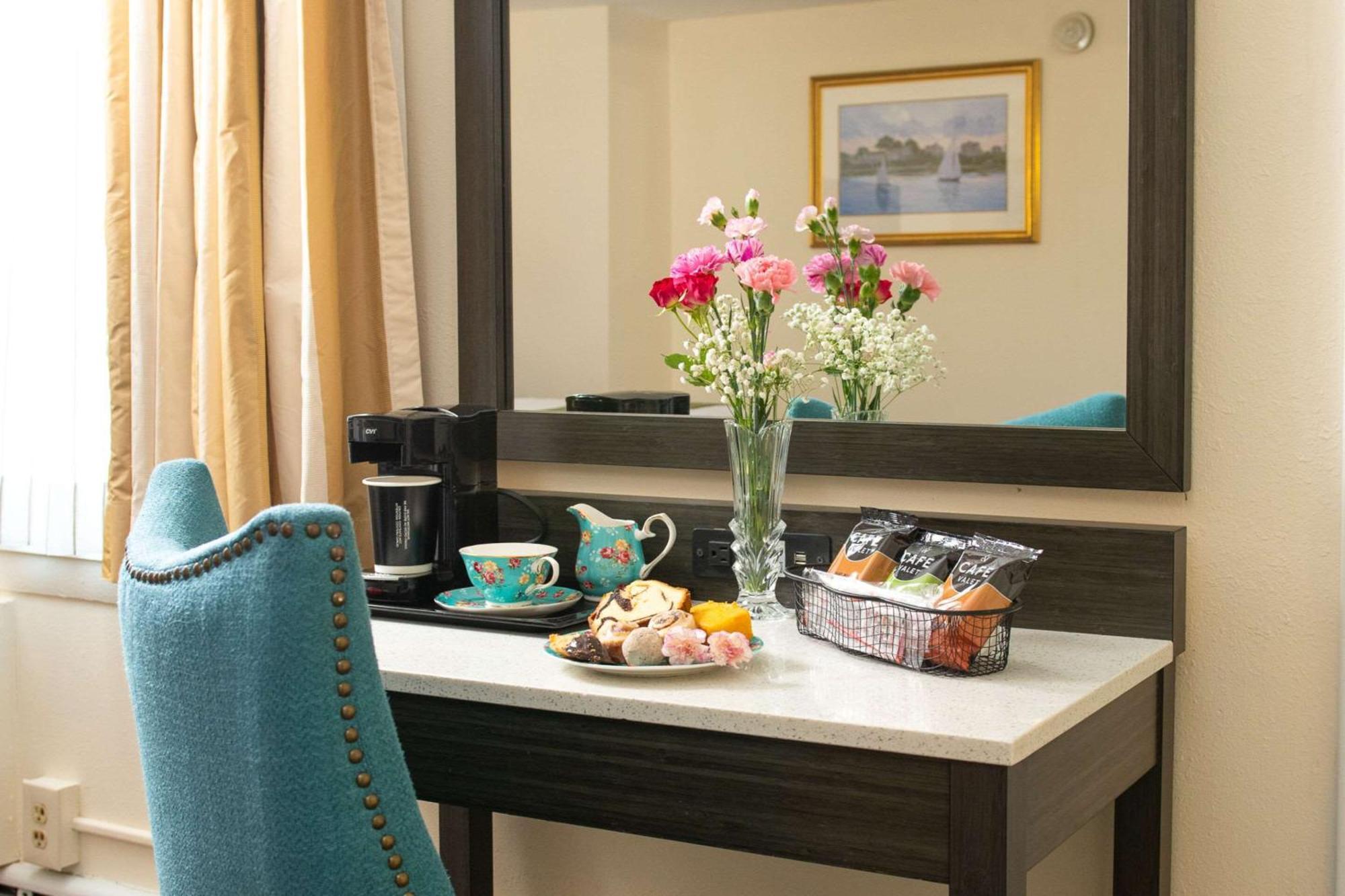 Rodeway Inn Middletown Buitenkant foto