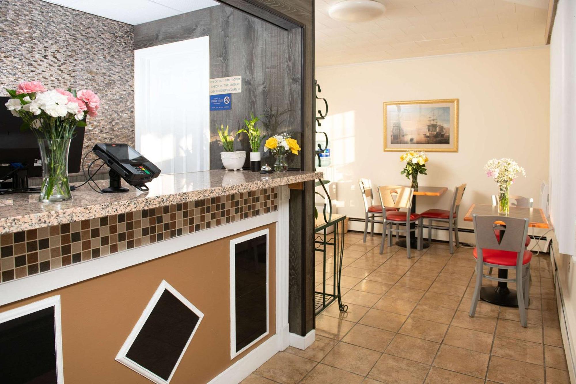 Rodeway Inn Middletown Buitenkant foto